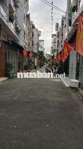 Nhà Quang Trung gần Chợ Cầu, Siêu Thị Emart Phan Huy Ích, HXH