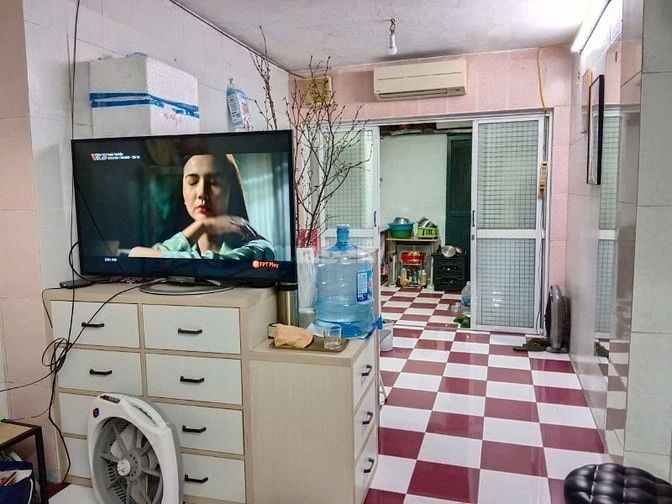 Bán Nhà Gần Đường Ô Tô Bùi Ngọc Dương, Hai Bà Trưng 65m, giá 3.95 tỷ