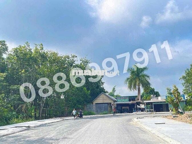 đất Cách Kcn chơn thành 1.5km - gần ngã 4 chơn thành ql13