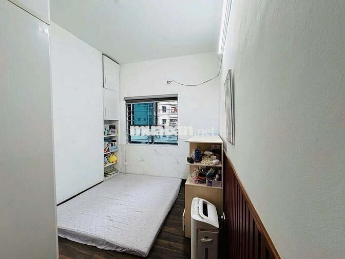 Bán chung cư  54m2 , CT12 kim văn kim lũ, sđcc, lh *** hoặc ib