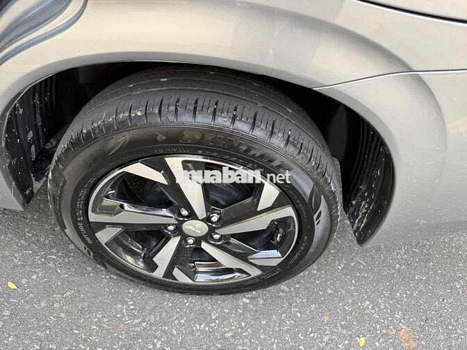 Mitsubishi Xpander Premium 2024 - 15800 km