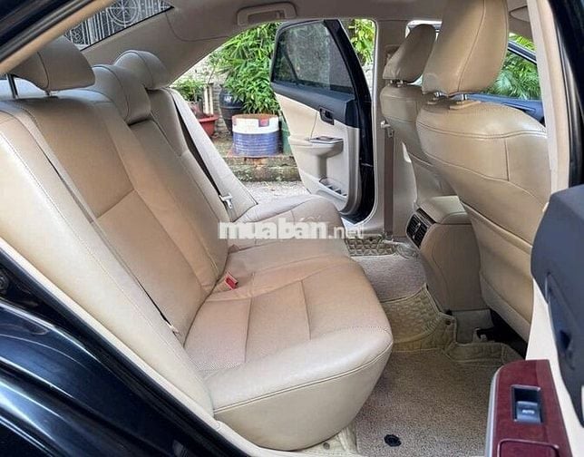 Toyota Camry 2012 2.5 G