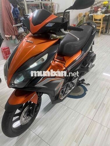 xe ab 125 đen cam khoá lớn