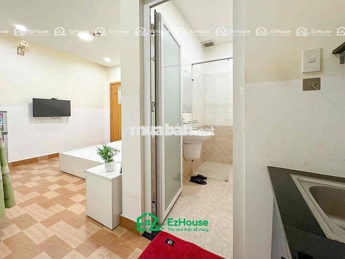 STUDIO ĐẦY ĐỦ NỘI THẤT RỘNG RÃI CUỐI LÊ TRỌNG TẤN