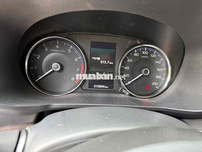 Mitsubishi Xpander Premium 2024 - 15800 km