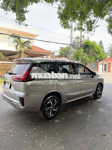 Mitsubishi Xpander Premium 2024 - 15800 km