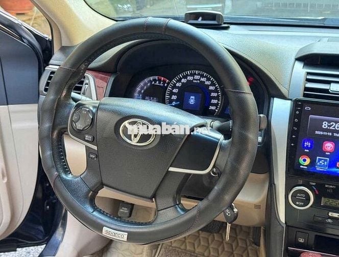 Toyota Camry 2012 2.5 G