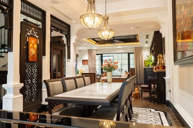 Chính Chủ Bán Biệt Thự 5 Tầng – 150m² – Việt Hưng, LB, Nhỉnh 44 Tỷ