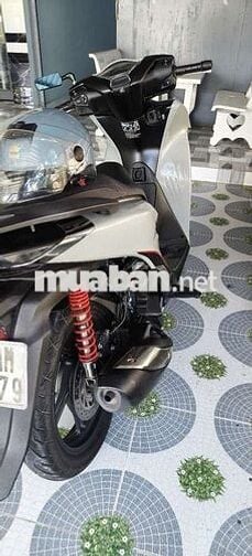 Kẹt tiền cần bán SH 160cc dk 09/2024