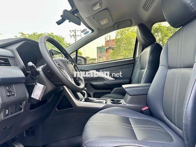 Xpander Cross 2023 lướt 2v1 leng keng