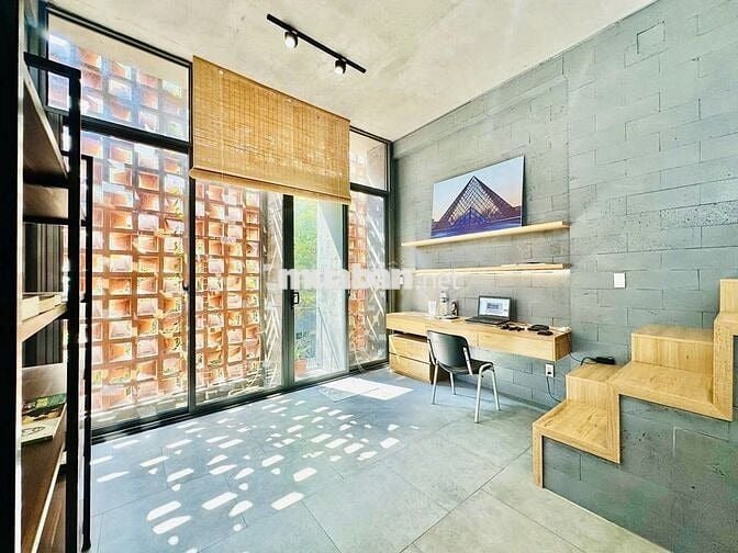 CHỈ NHỈNH 7 TỶ -NHÀ ĐẸP KHÔNG GIAN XANH KTS THIẾT KẾ- 5 TẦNG, NGAY HXH