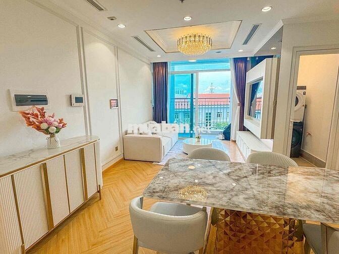 Bán gấp 2pn Khu Landmark 6 Vinhome rẻ hơn căn cùng trục 1 tỷ