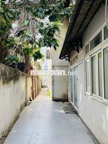 CHỈ NHỈNH 7 TỶ -NHÀ ĐẸP KHÔNG GIAN XANH KTS THIẾT KẾ- 5 TẦNG, NGAY HXH