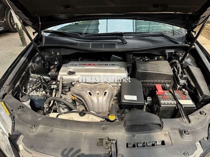 Toyota Camry 2013 2.0E, màu đen, lướt 41.000 km
