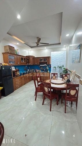 Nhà 4 Tầng Hẻm Xe Hơi 5m Nguyễn Văn Quá Quận 12 - DT 4x16m, 4PN, 6