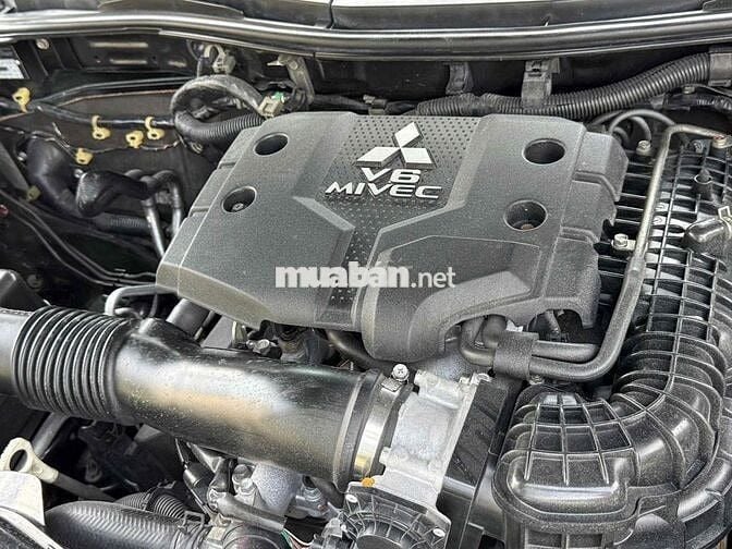 Mitsubishi Pajero Sport 2014 G 4x2 AT - 153000 km