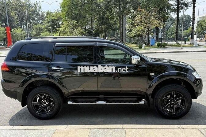 Mitsubishi Pajero Sport 2014 G 4x2 AT - 153000 km