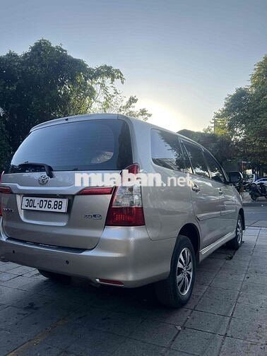 innova 2015 E số sàn siêu mới 17v xịn