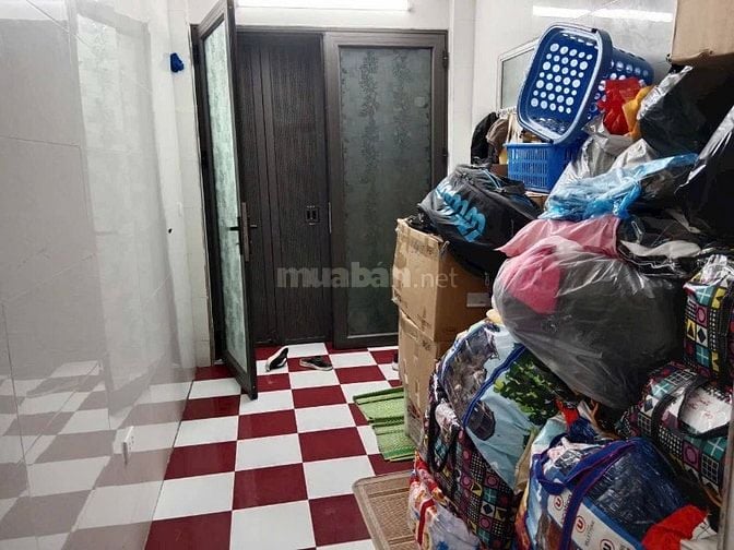 Bán Nhà Gần Đường Ô Tô Bùi Ngọc Dương, Hai Bà Trưng 65m, giá 3.95 tỷ