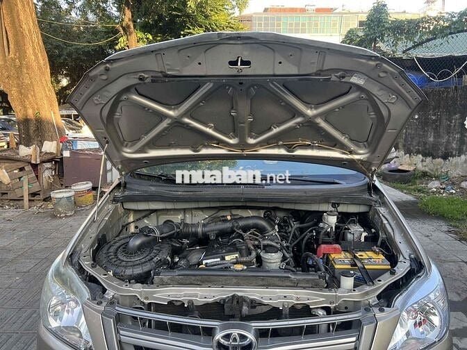 innova 2015 E số sàn siêu mới 17v xịn