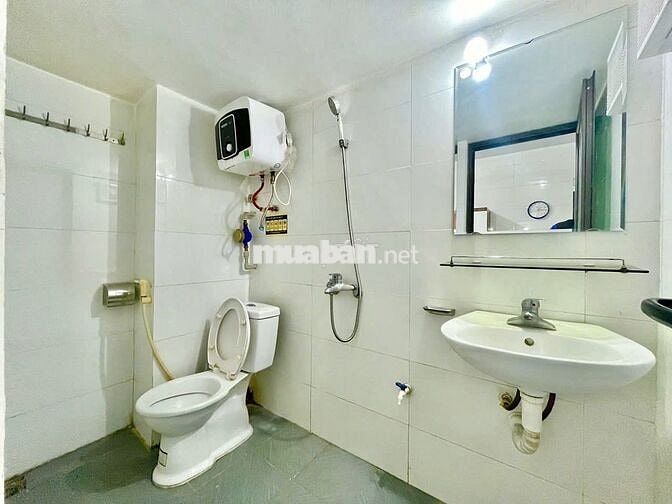 NGAY GẦN 2 CON RỒNG - PHÒNG SẠCH SẼ GIÁ RẺ, ĐẦY ĐỦ TIỆN NGHI