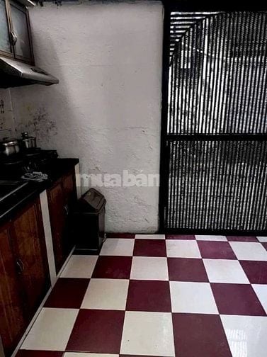 Bán Nhà Gần Đường Ô Tô Bùi Ngọc Dương, Hai Bà Trưng 65m, giá 3.95 tỷ