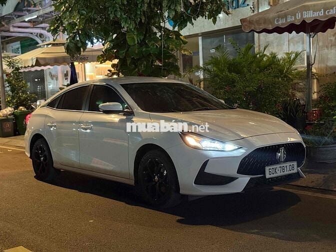 MG5 STD 2024 đăng ký 8/2025 - 3.800km.
