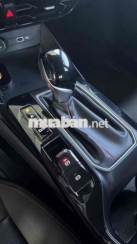 MG5 STD 2024 đăng ký 8/2025 - 3.800km.