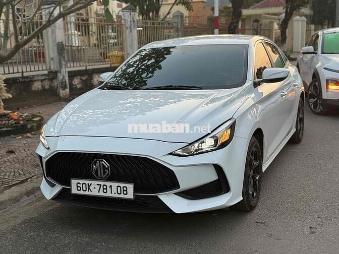 MG5 STD 2024 đăng ký 8/2025 - 3.800km.