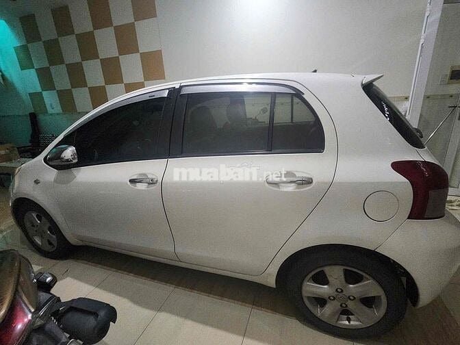 Xe Yaris 1.3 AT Cực Đẹp. Xe Gia Đình Giá Tốt