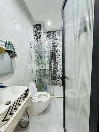 HẠ GIÁ BÁN NHANH CĂN TÔN THẤT THUYẾT QUẬN 4, GIÁ 3ty hơn 60m2 có sổ 