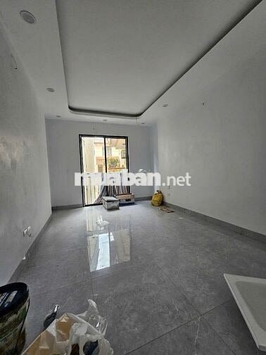 Bán gấp! Nhà Đống Đa 40m², 6 tầng, thang máy, ngõ nông, 2 thoáng