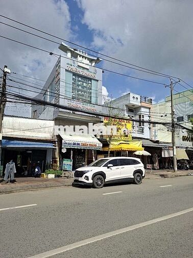 MUA BÁN XE GÓP NỐI GIÁ CAO. mới về custin