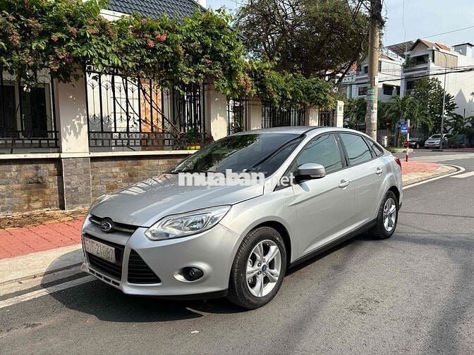 Ford Focus 2015 Trend 1.6 AT Sedan - 105000 km