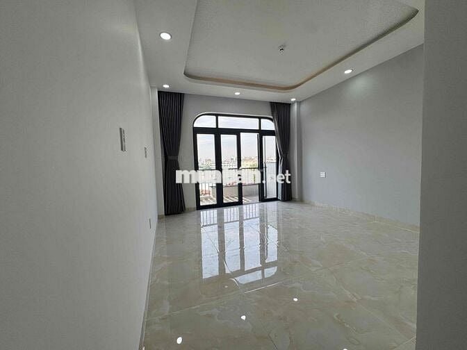 KHAI TRƯƠNG CHDV STUDIO BAN CÔNG CỬA SỔ NGAY MẶT TIỀN DƯƠNG QUẢNG HÀM