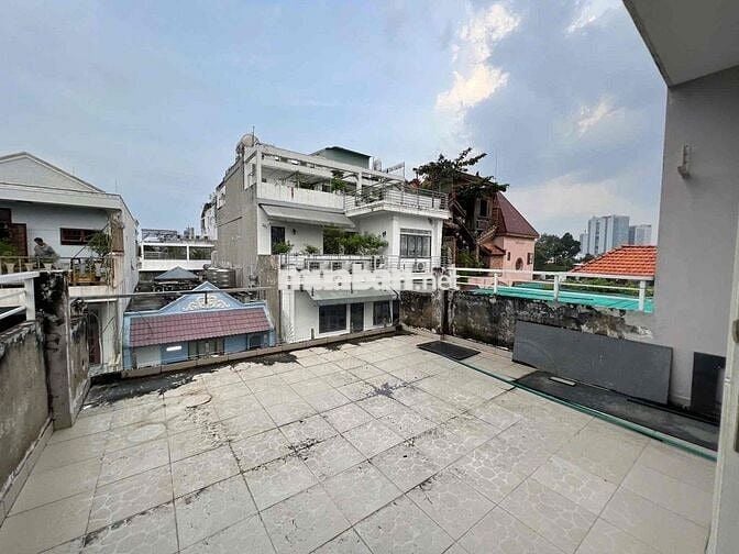 NGANG 6M, NHÀ ĐẸP, OTO LƯU THÔNG TẠI 40 HOÀNG DƯ KHƯƠNG QUẬN 10