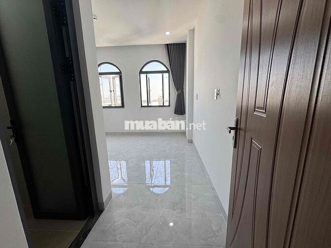 KHAI TRƯƠNG CHDV STUDIO BAN CÔNG CỬA SỔ NGAY MẶT TIỀN DƯƠNG QUẢNG HÀM