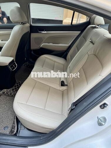 Hyundai Elantra 2020 1.6 AT - 80000 km