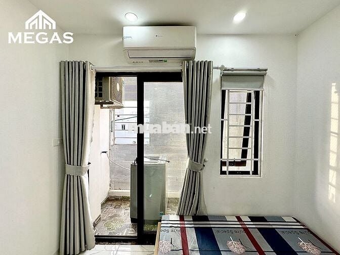 CHO THUÊ CĂN HỘ 2PN FULL NỘI THẤT BAN CÔNG NGAY TẠI LẠC LONG QUÂN