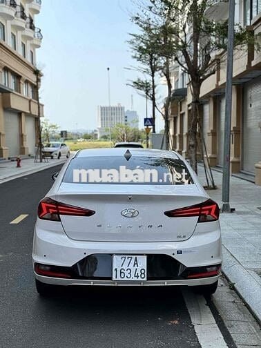 Hyundai Elantra 2020 1.6 AT - 80000 km