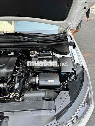 Hyundai Elantra 2020 1.6 AT - 80000 km