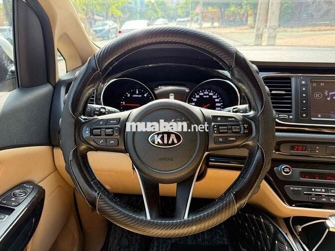 Kia Sedona 2018 2.2 DATH - 86000 km