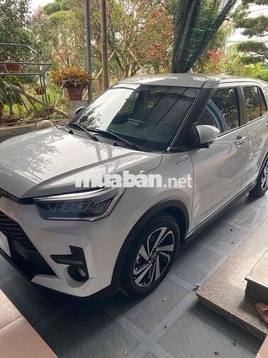 Toyota Raize 2024 - 9000 km