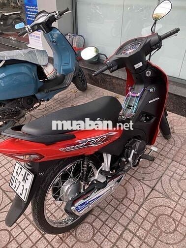 xe wave đỏ như hình cần bán. Xem xe ở Quận 12