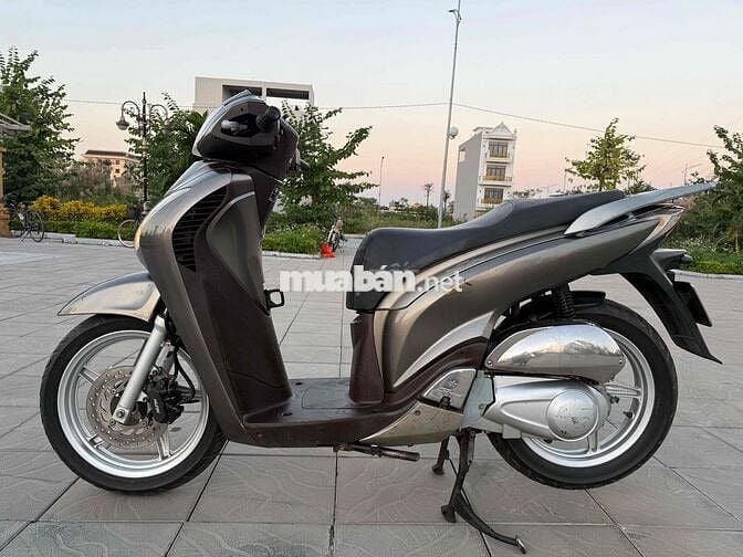 Sh nhập ý 2010 150i