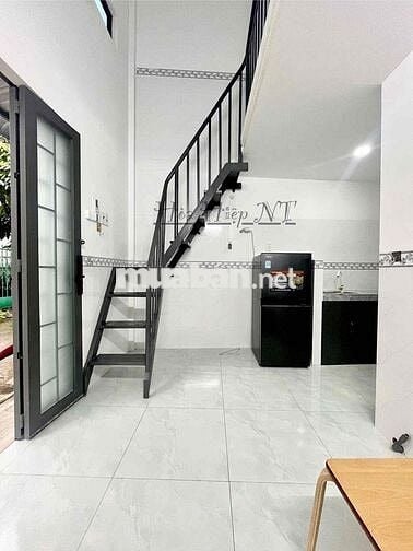 Phòng Mặt Tiền Đ. Võ Trường Toản