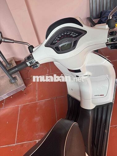 vespa ít đi như mới