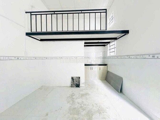 CHO THUÊ PHÒNG TRỌ CÓ GÁC GIÁ RẺ PHÒNG RỘNG GẦN HUIT , VĂN HIẾN