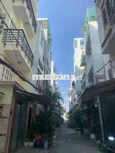 NHÀ 4 TẦNG - FULL NỘI THẤT XỊN - 4PN - HẺM THÔNG