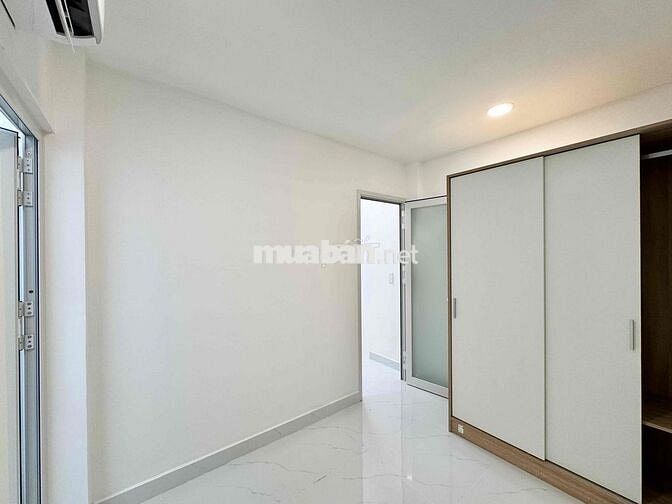 CĂN HỘ 2PN BANCONG 60m2 - LỐI ĐI RIÊNG - NGAY TÔN ĐẢN, QUẬN 4